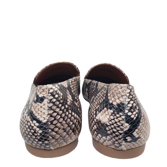 Caslon Snake Print Slip-on Closed Toe Flats Sz 7M - Picture 5 of 8